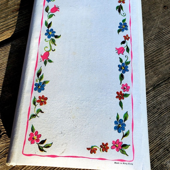 Vintage 1970s photo album•Trifold album•1971 - Picture 6 of 9